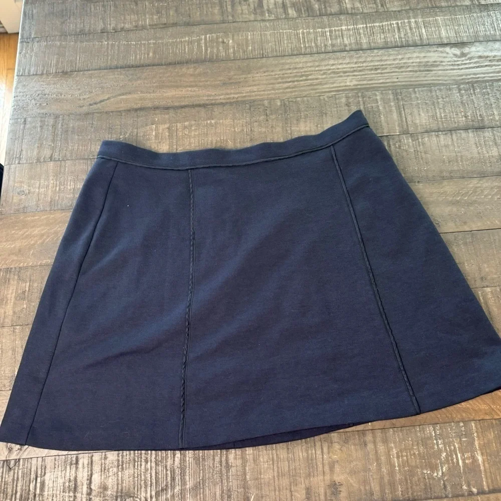 Michael Kors Navy Blue Colored Skirt With Gold Zipper Size 16